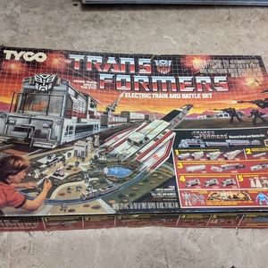 Transformers Electric Train and Battle Set